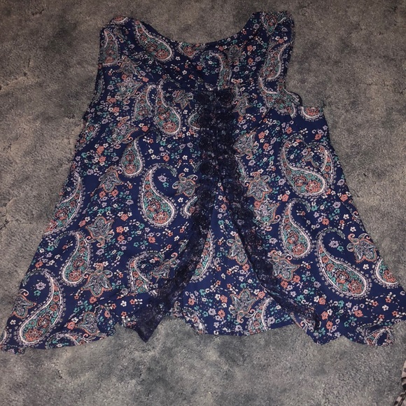 Shirt - Picture 2 of 2